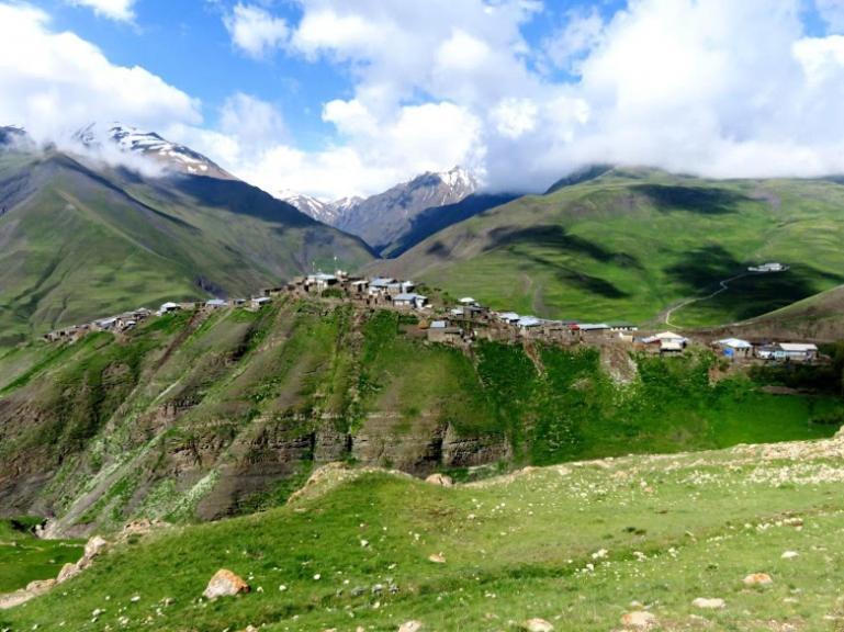 فندق Mountain House Xinaliq المظهر الخارجي الصورة